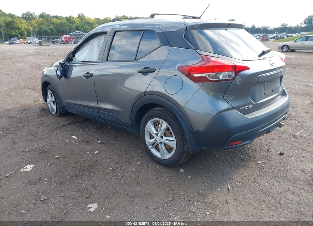 2018 NISSAN KICKS VIN: 3N1CP5CU3JL530670