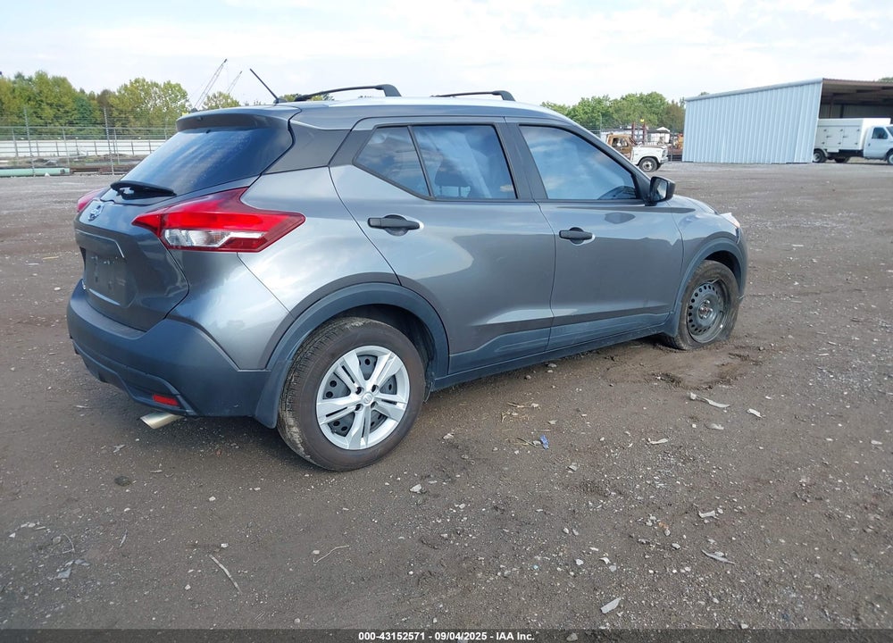 2018 NISSAN KICKS VIN: 3N1CP5CU3JL530670