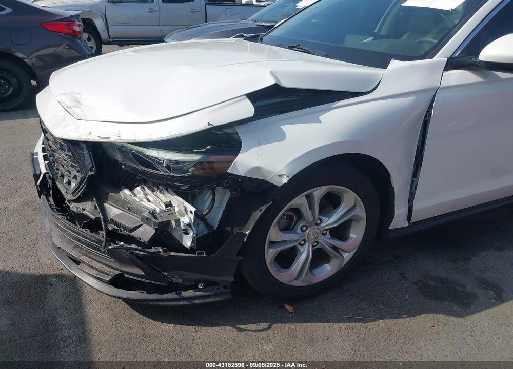 2024 HONDA ACCORD LX VIN: 1HGCY1F21RA024577