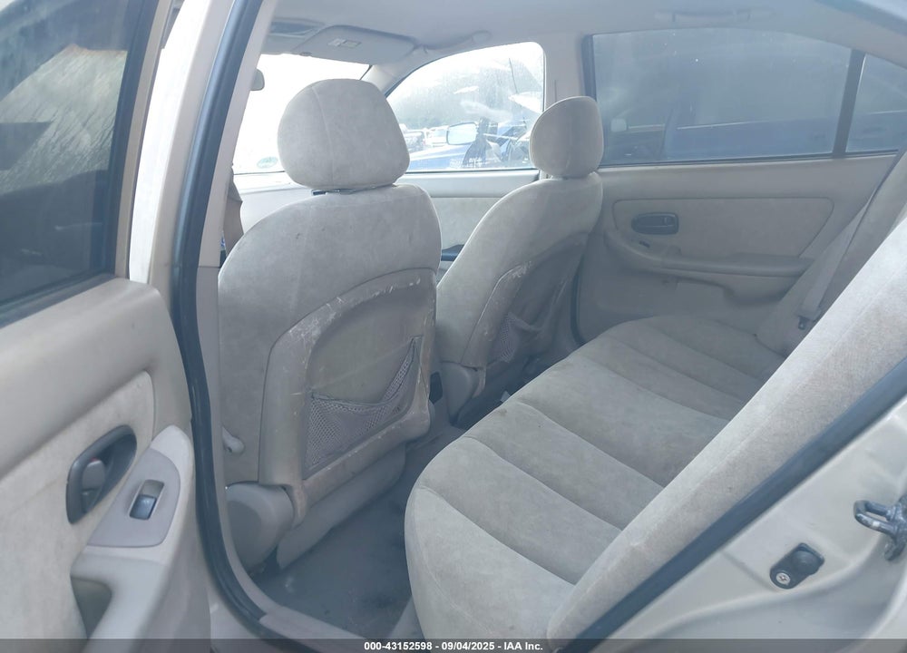 2003 HYUNDAI ELANTRA GLS/GT VIN: KMHDN45D63U619300
