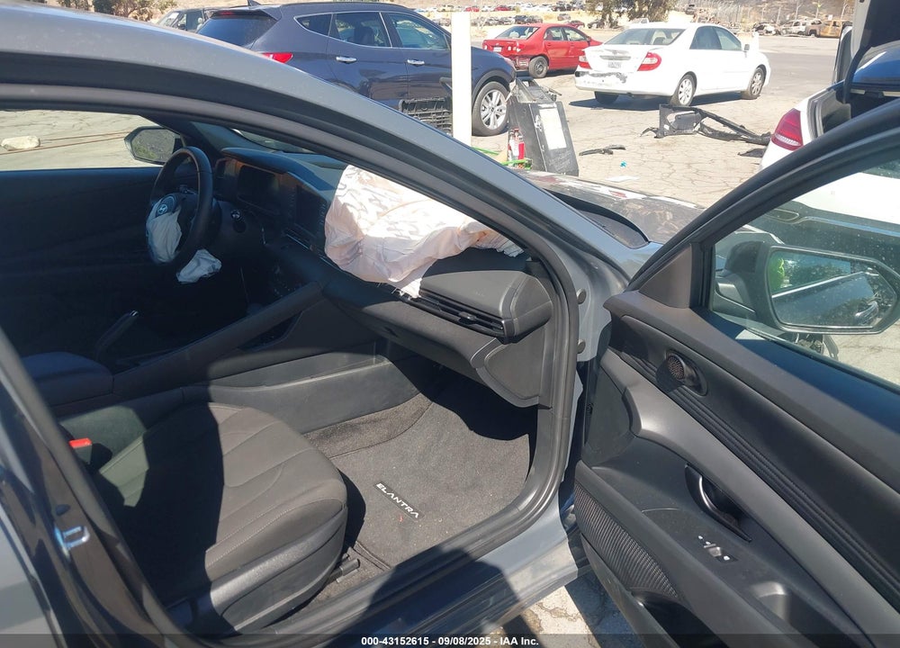 2025 HYUNDAI ELANTRA VIN: KMHLM4DG3SU984963