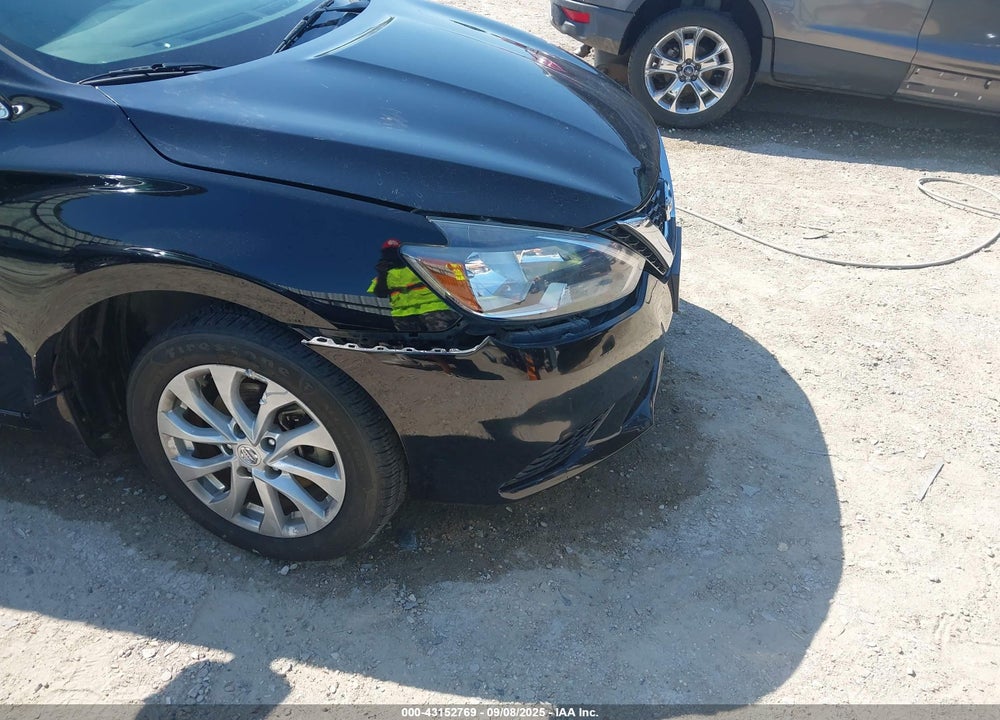 2018 NISSAN SENTRA SV VIN: 3N1AB7AP2JL638812
