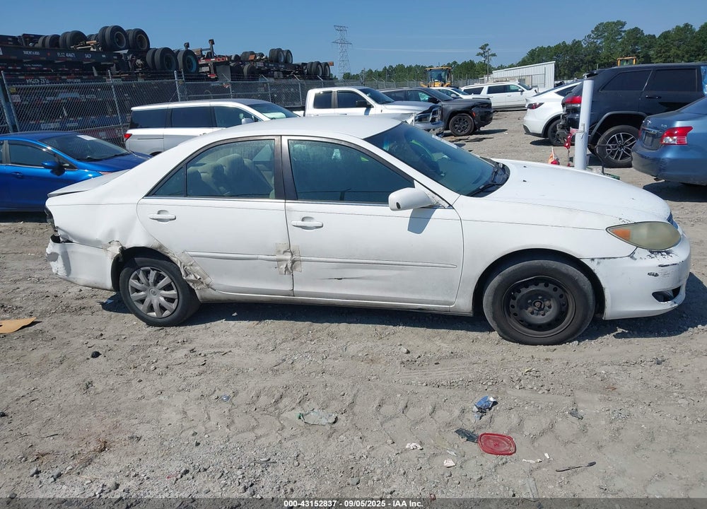 2005 TOYOTA CAMRY VIN: 4T1BE32K45U530462
