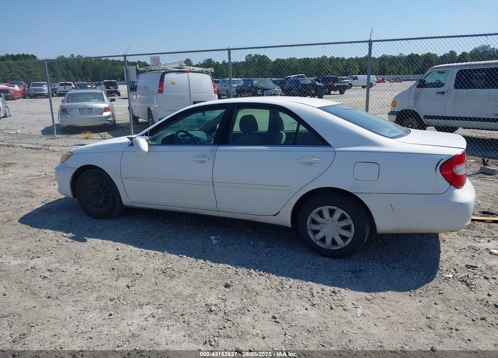 2005 TOYOTA CAMRY VIN: 4T1BE32K45U530462