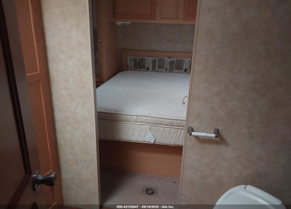 2009 OTHER --- VIN: 4EZTP322398050882