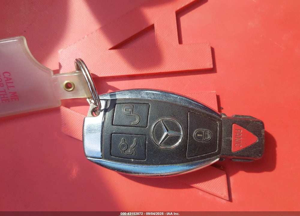 2011 MERCEDES-BENZ E-CLASS VIN: WDDHF8HB5BA431832