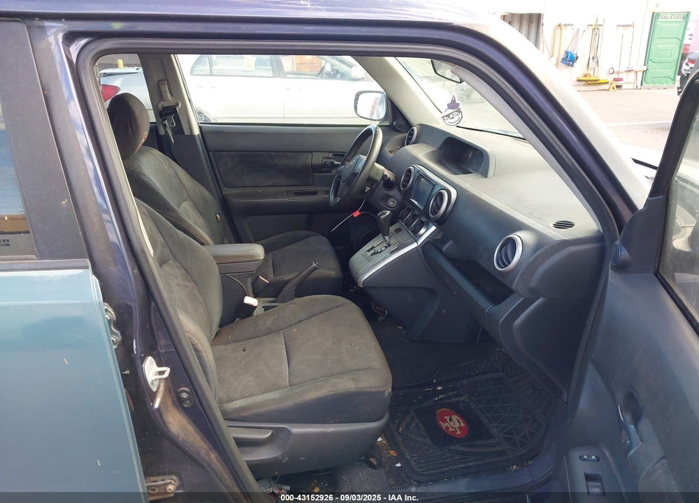 2011 SCION XB VIN: JTLZE4FE2B1134433