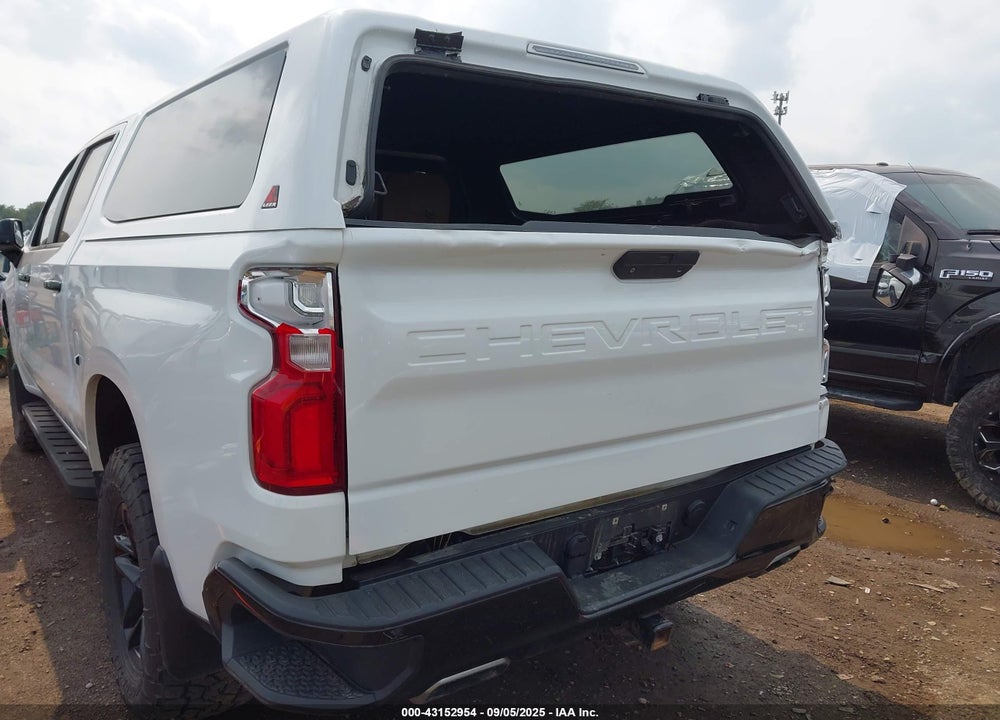 2020 CHEVROLET SILVERADO 1500 4WD SHORT BED LT TRAIL BOSS VIN: 1GCPYFED2LZ111140