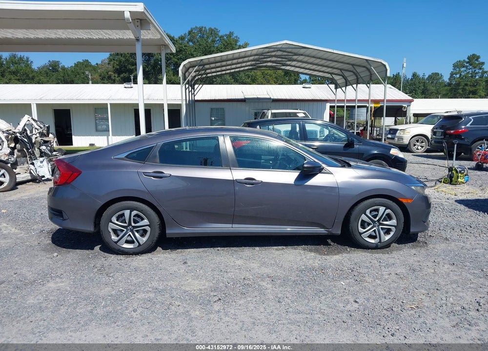 2017 HONDA CIVIC VIN: 19XFC2F57HE048680