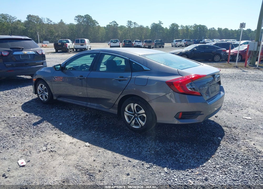 2017 HONDA CIVIC VIN: 19XFC2F57HE048680