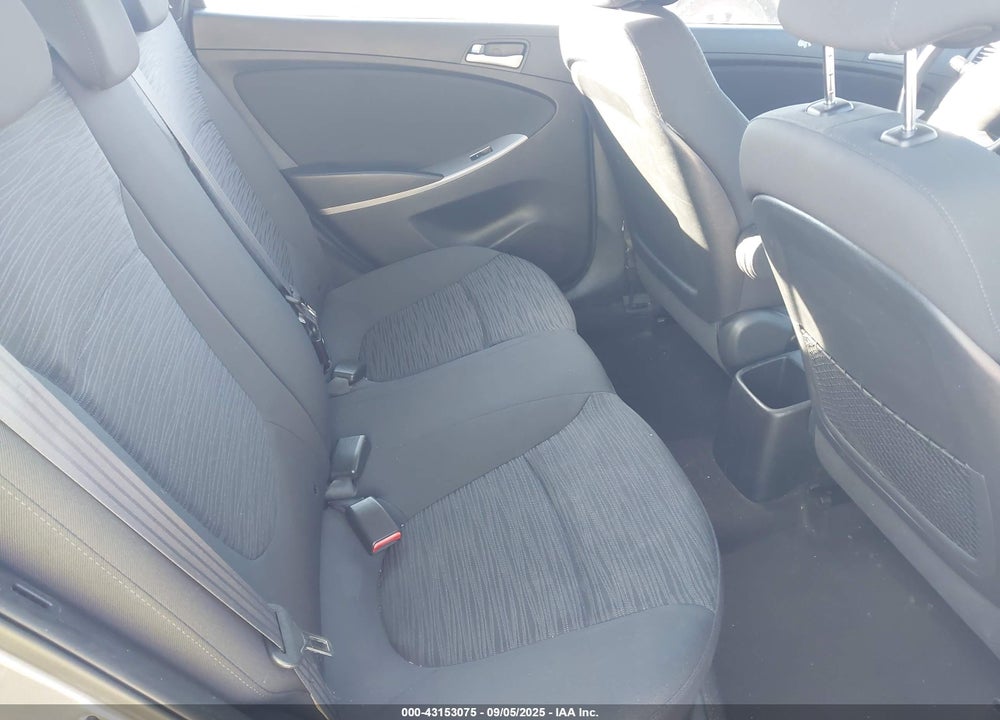 2016 HYUNDAI ACCENT VIN: KMHCT5AE5GU268360