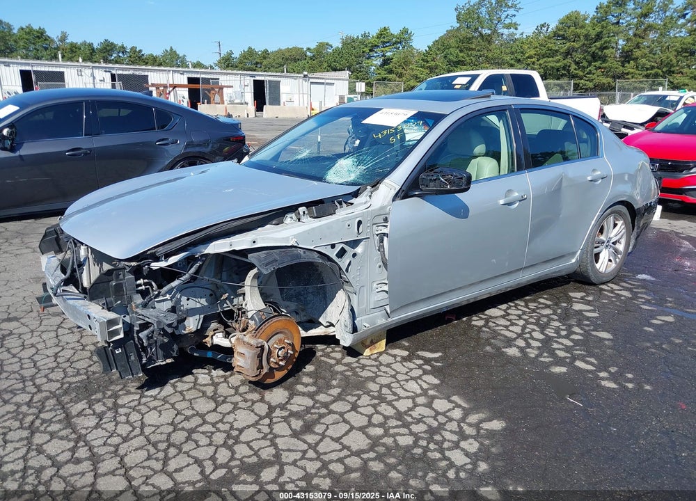 2015 INFINITI Q40 VIN: JN1CV6AR8FM650035