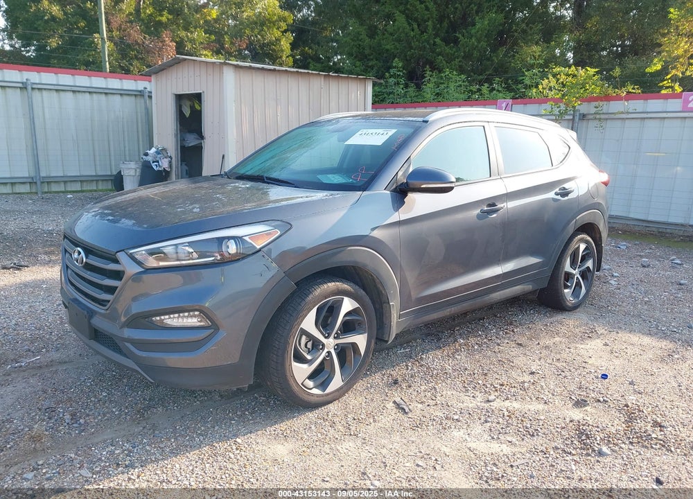 2016 HYUNDAI TUCSON VIN: KM8J33A2XGU142271