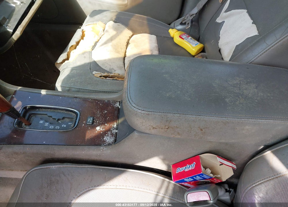 2004 CADILLAC DEVILLE DTS VIN: 1G6KF57904U210351