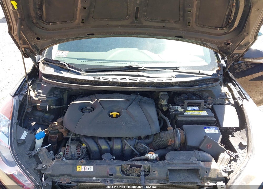 2013 HYUNDAI ELANTRA VIN: KMHDH4AE3DU572606