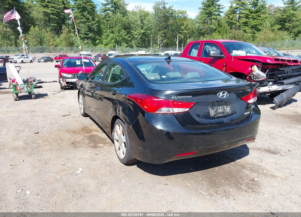 2013 HYUNDAI ELANTRA VIN: KMHDH4AE3DU572606