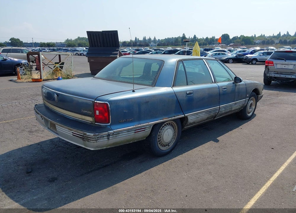 1992 OLDSMOBILE 98 REGENCY ELITE VIN: 1G3CW53L4N4308917