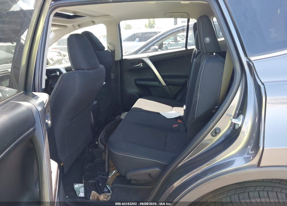 2017 TOYOTA RAV4 XLE VIN: JTMWFREV9HJ125280