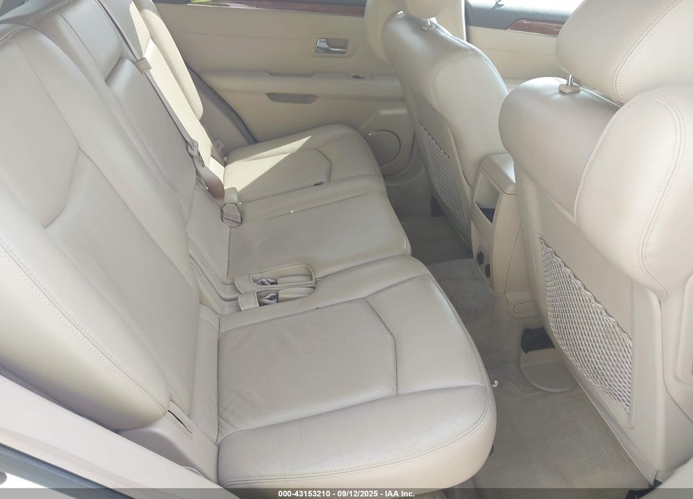 2007 CADILLAC SRX VIN: 1GYEE637270186583