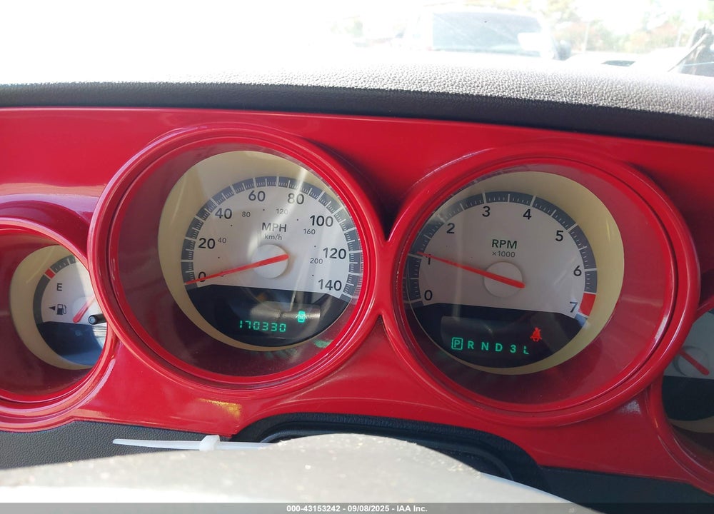 2009 DODGE CHALLENGER VIN: 2B3LJ44V89H515832
