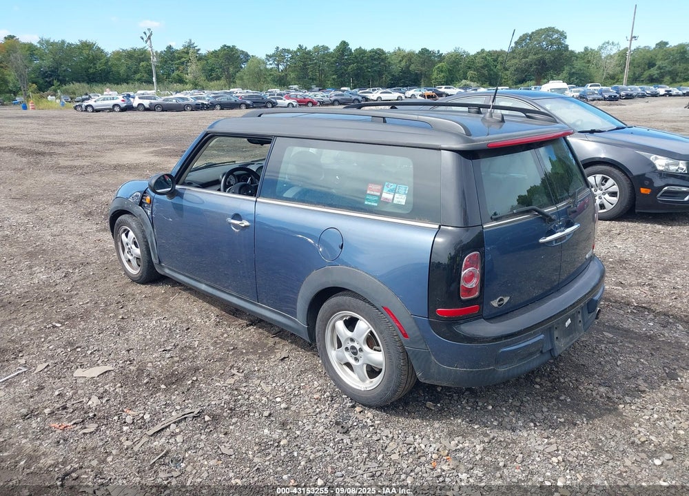 2011 MINI COOPER CLUBMAN VIN: WMWZF3C52BT188257