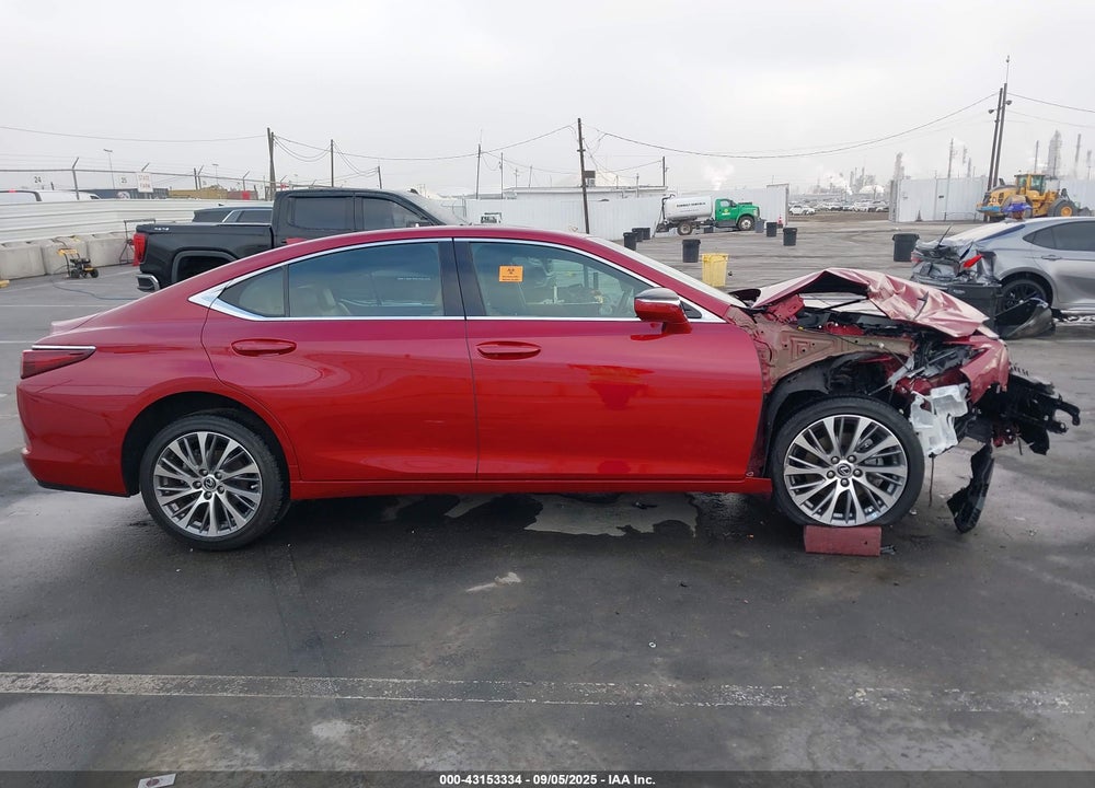 2021 LEXUS ES 350 VIN: 58ADZ1B17MU088860