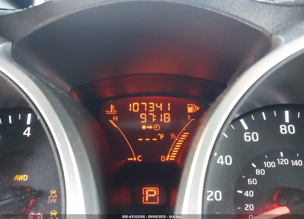 2015 NISSAN JUKE VIN: JN8AF5MV4FT561397