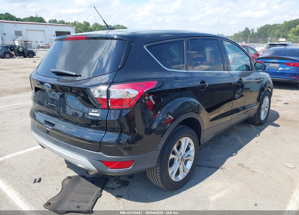 2017 FORD ESCAPE SE VIN: 1FMCU0GD3HUD51270