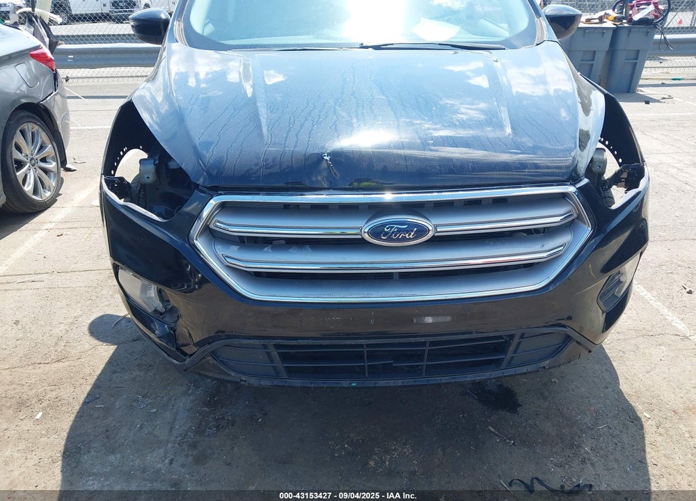2017 FORD ESCAPE SE VIN: 1FMCU0GD3HUD51270