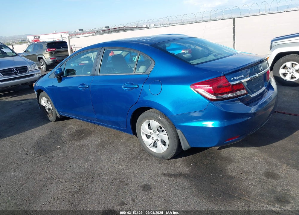 2015 HONDA CIVIC LX VIN: 2HGFB2F53FH560667