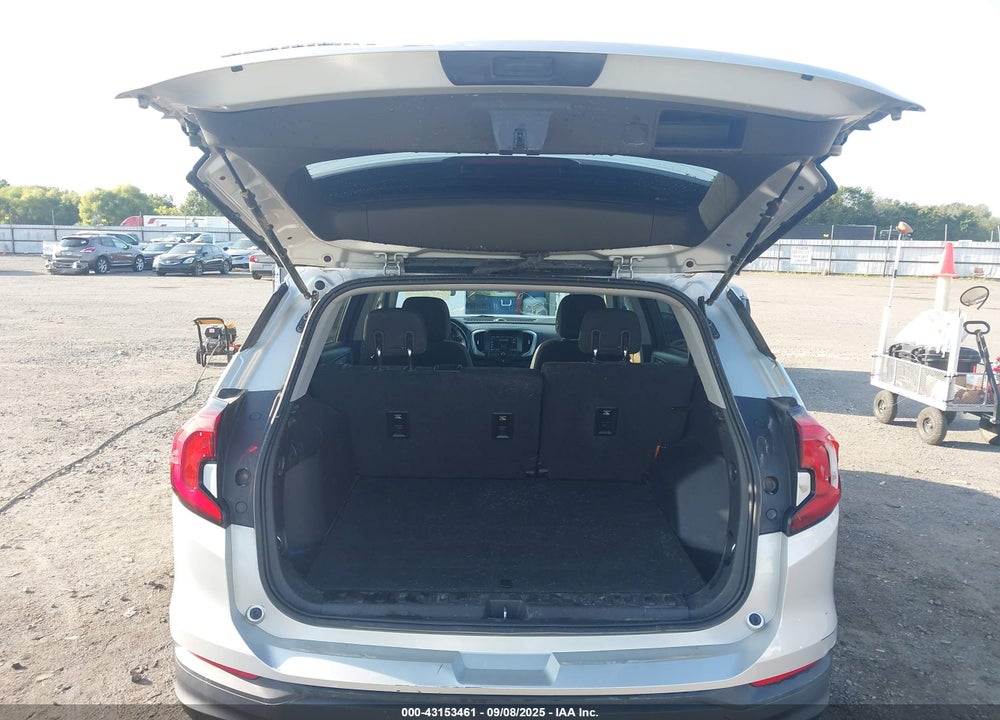 2018 GMC TERRAIN VIN: 3GKALMEV6JL230027
