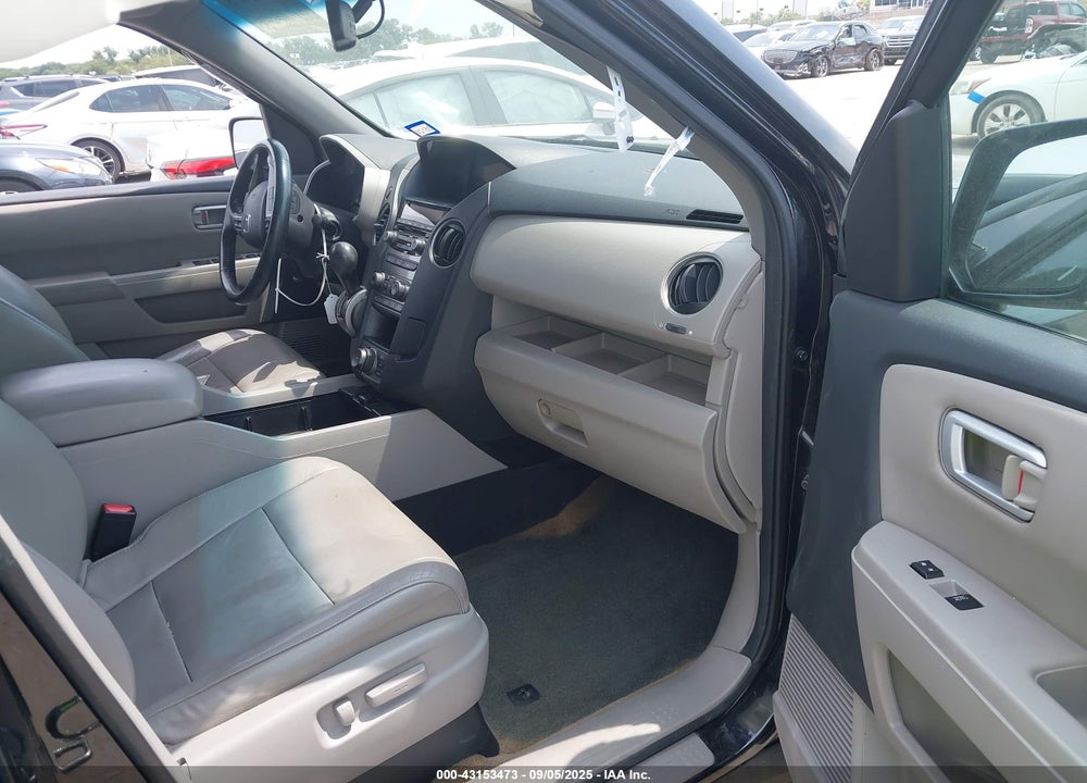 2014 HONDA PILOT VIN: 5FNYF3H70EB020908