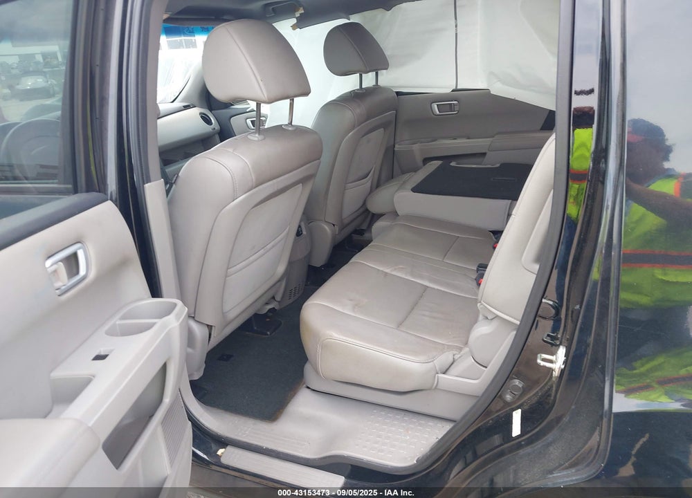 2014 HONDA PILOT VIN: 5FNYF3H70EB020908