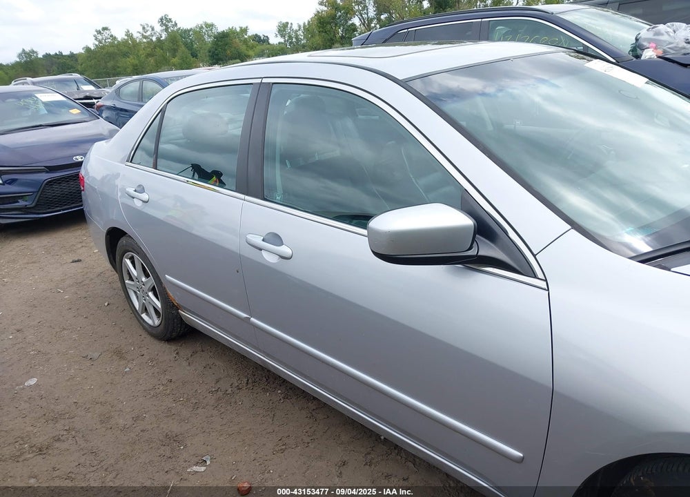 2003 HONDA ACCORD 3.0 EX VIN: 1HGCM66533A055825