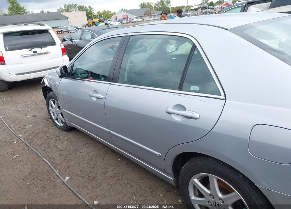 2003 HONDA ACCORD 3.0 EX VIN: 1HGCM66533A055825