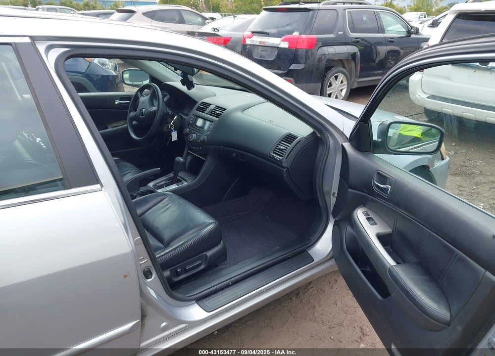 2003 HONDA ACCORD 3.0 EX VIN: 1HGCM66533A055825