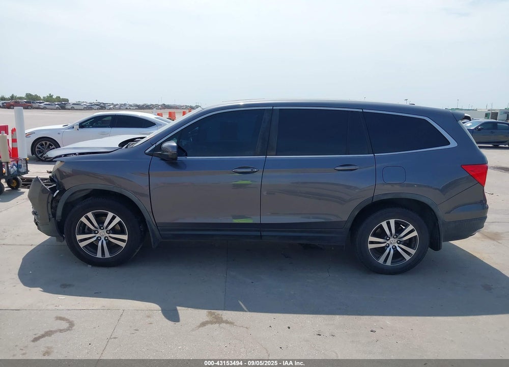 2018 HONDA PILOT VIN: 5FNYF5H64JB015238