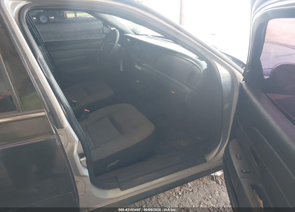 2008 FORD CROWN VICTORIA POLICE/POLICE INTERCEPTOR VIN: 2FAFP71V98X158882
