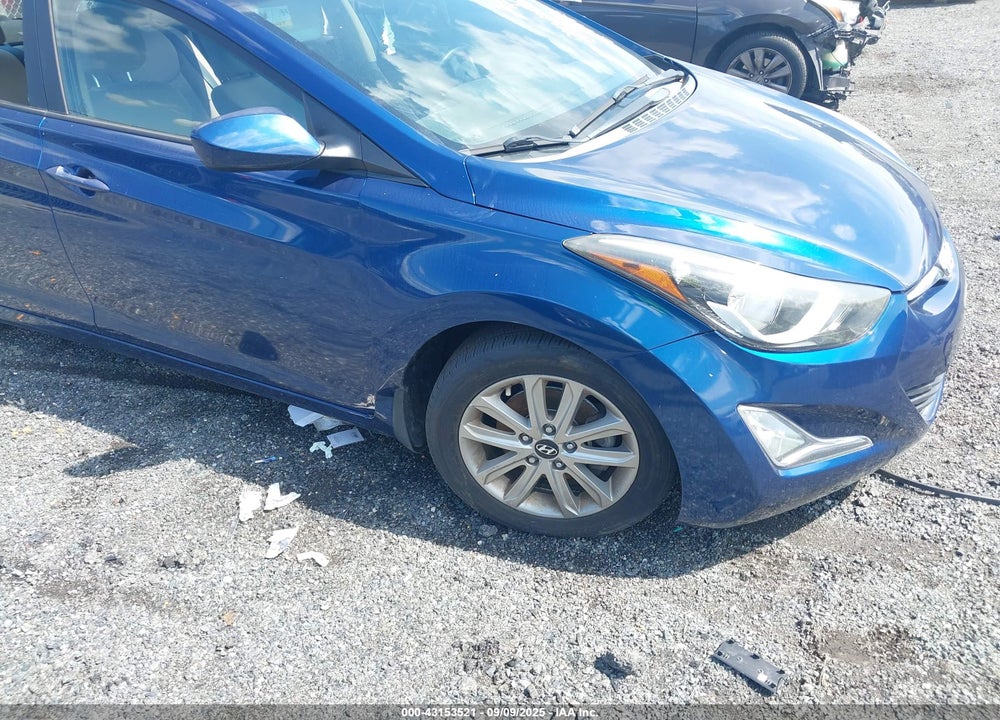 2016 HYUNDAI ELANTRA VIN: 5NPDH4AE9GH705274