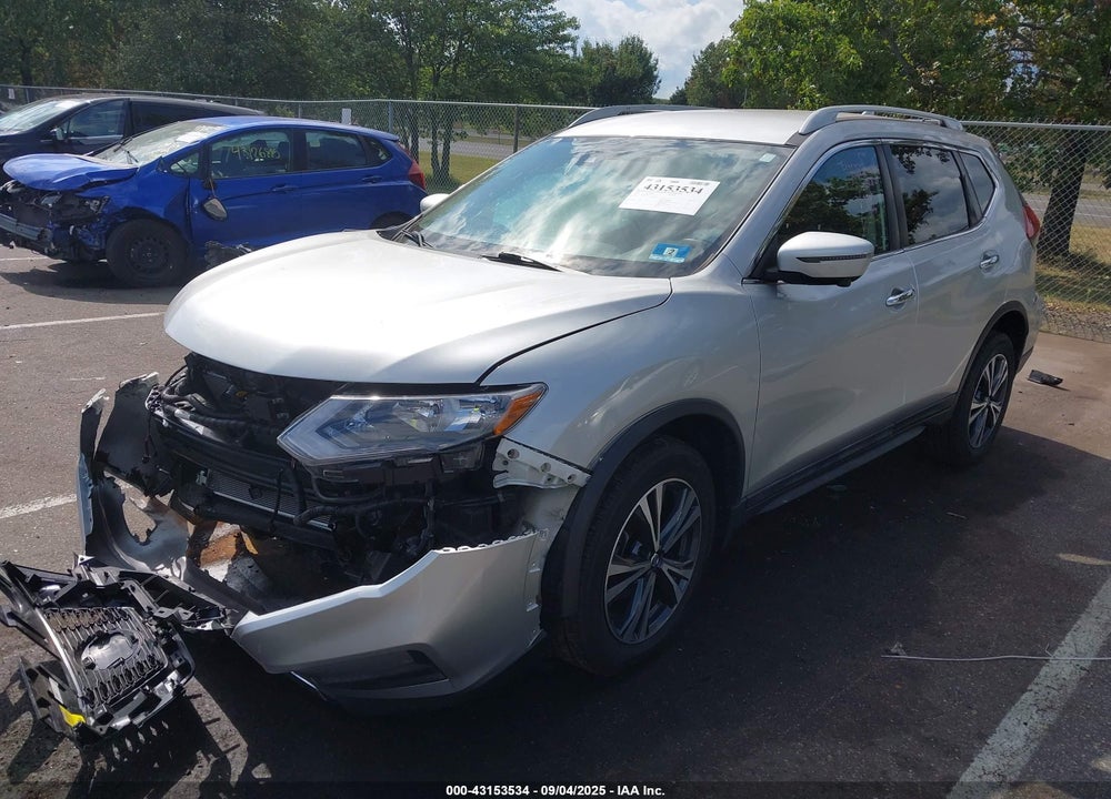 2019 NISSAN ROGUE SV VIN: 5N1AT2MV0KC827569