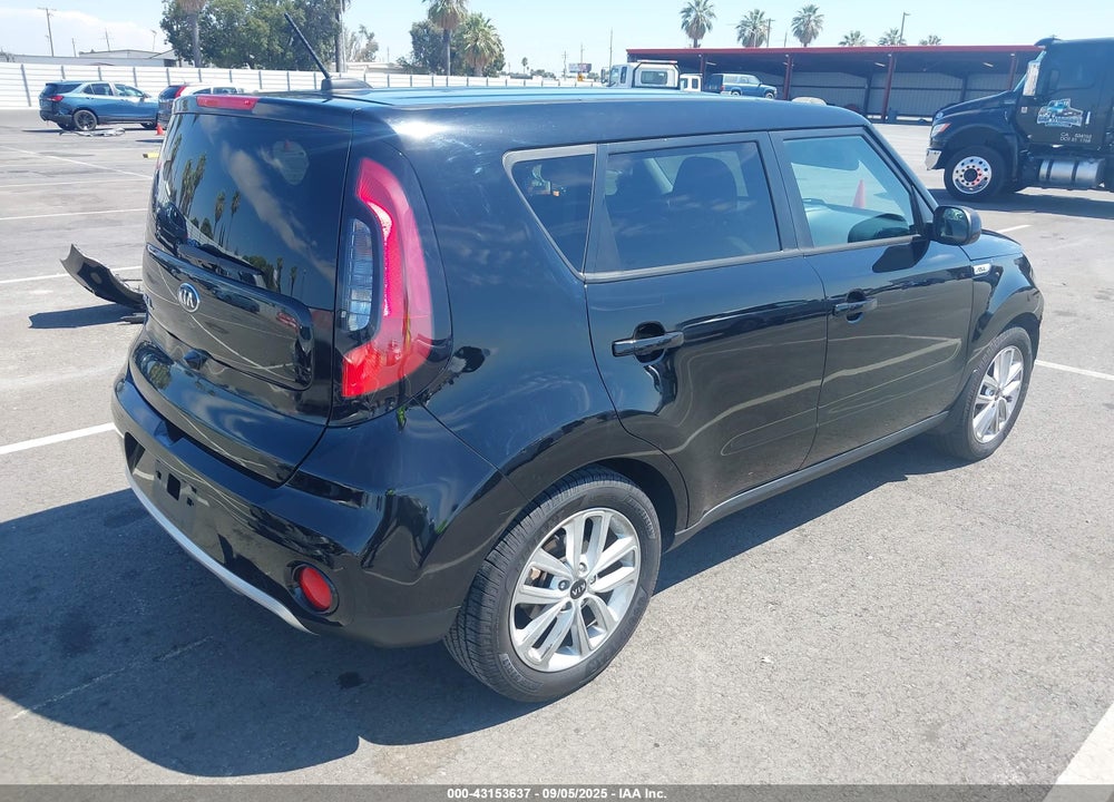 2017 KIA SOUL VIN: KNDJP3A58H7451594