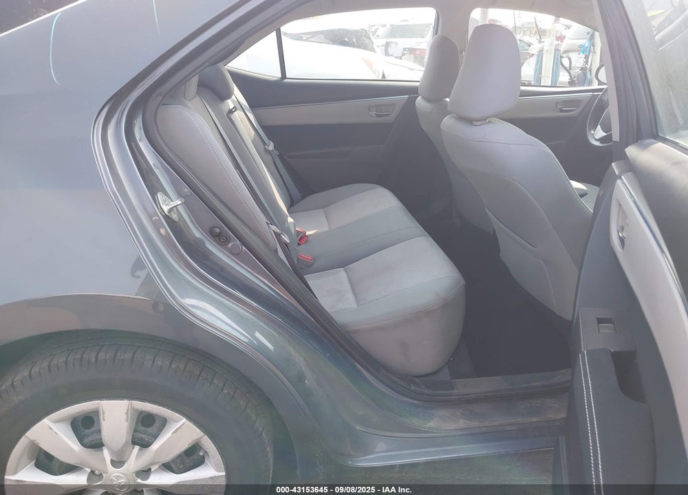 2015 TOYOTA COROLLA VIN: 5YFBURHE1FP193713