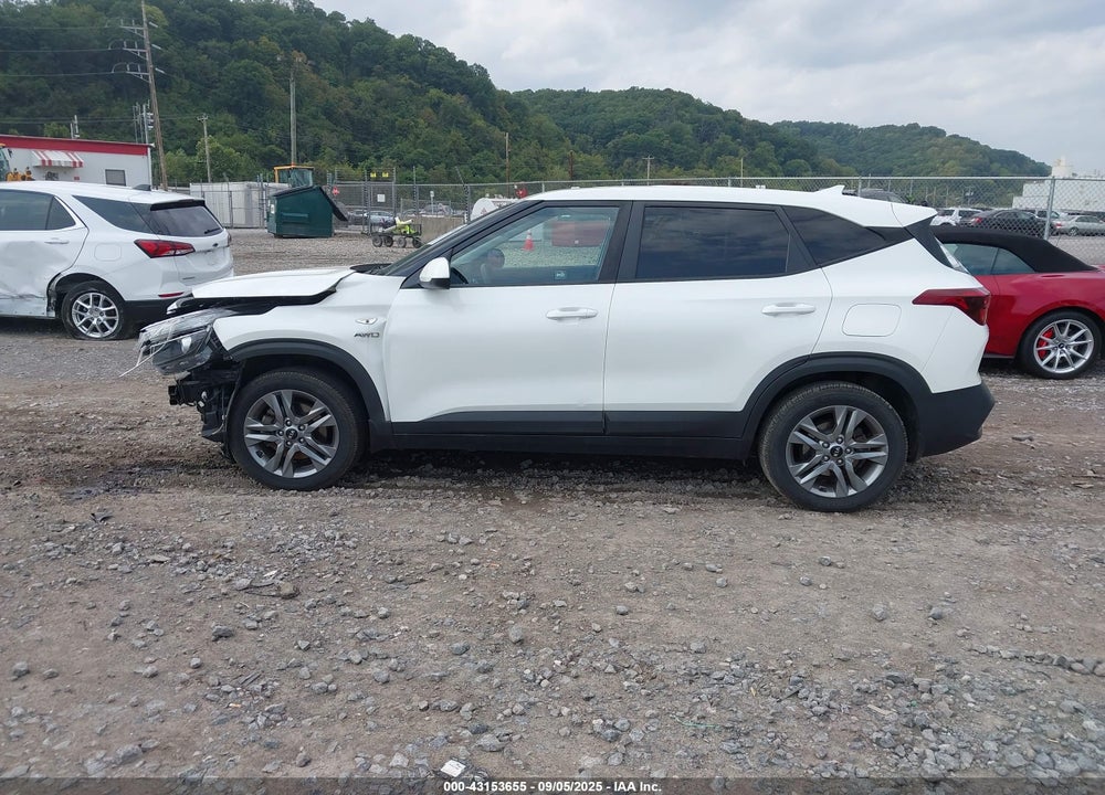 2021 KIA SELTOS VIN: KNDEPCAA2M7152742