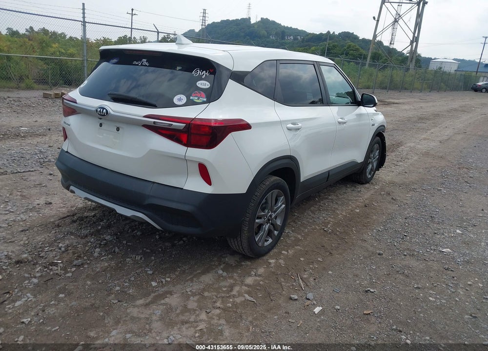 2021 KIA SELTOS VIN: KNDEPCAA2M7152742