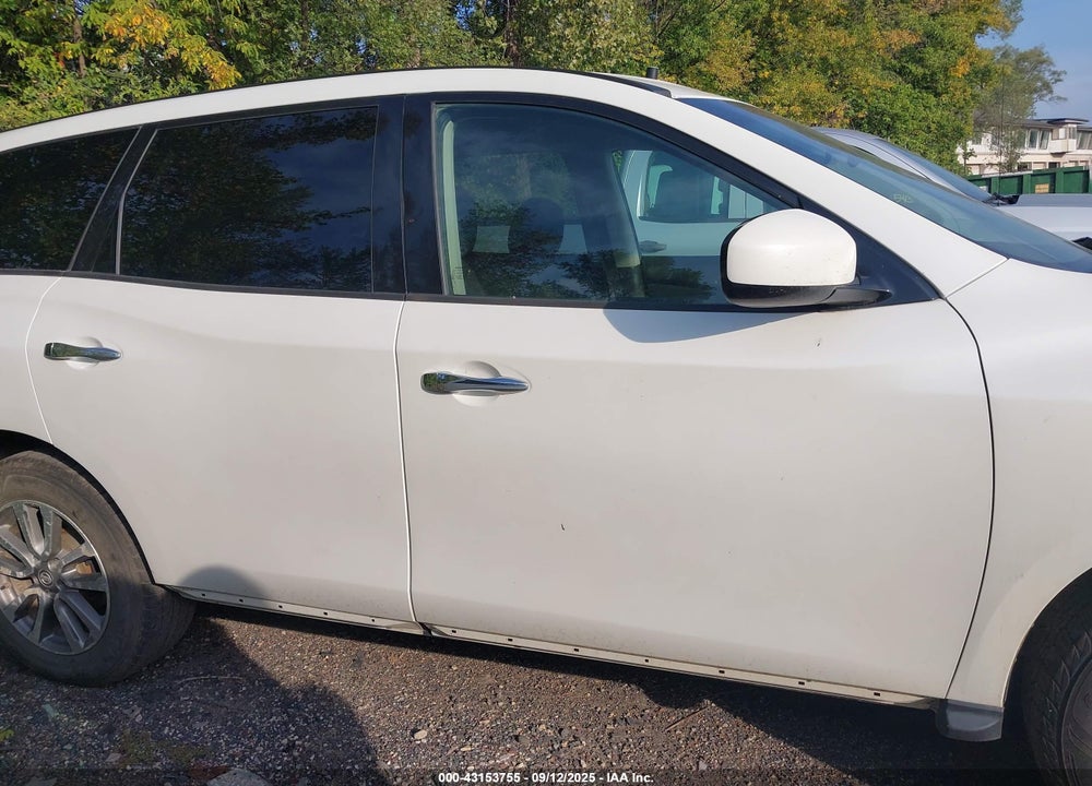 2015 NISSAN PATHFINDER VIN: 5N1AR2MM4FC637267