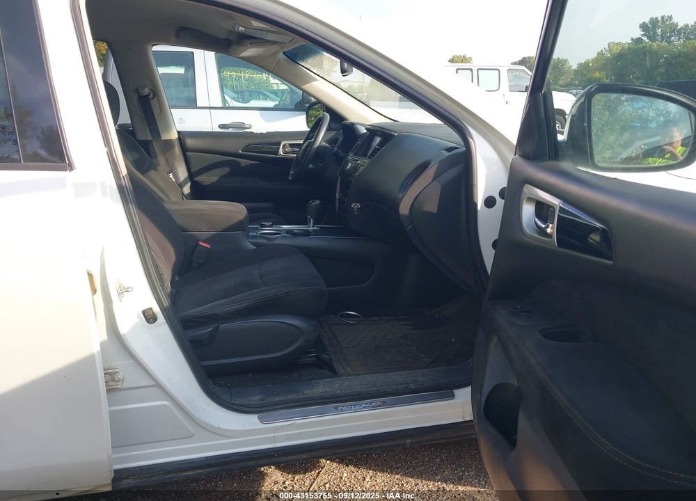 2015 NISSAN PATHFINDER VIN: 5N1AR2MM4FC637267