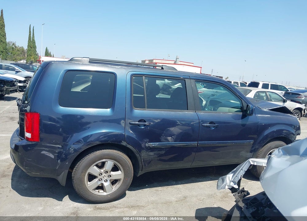 2011 HONDA PILOT VIN: 5FNYF3H67BB037353