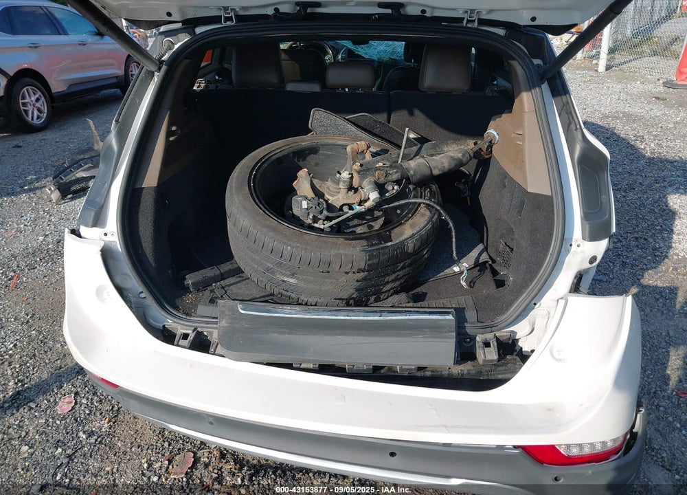 2015 LINCOLN MKC VIN: 5LMTJ2AH3FUJ47496