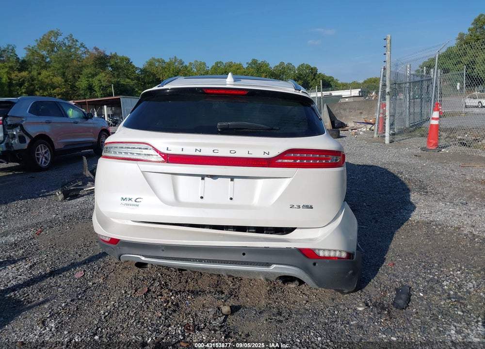 2015 LINCOLN MKC VIN: 5LMTJ2AH3FUJ47496