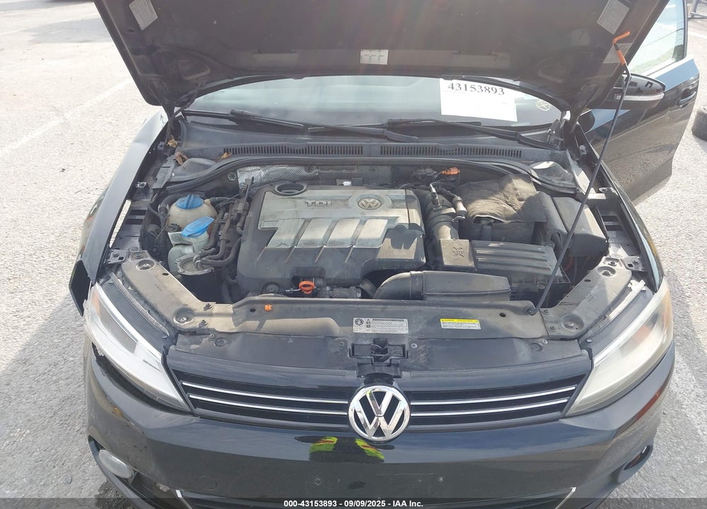 2013 VOLKSWAGEN JETTA VIN: 3VWLL7AJXDM392294